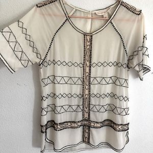 Super cute/dressy top with sequins